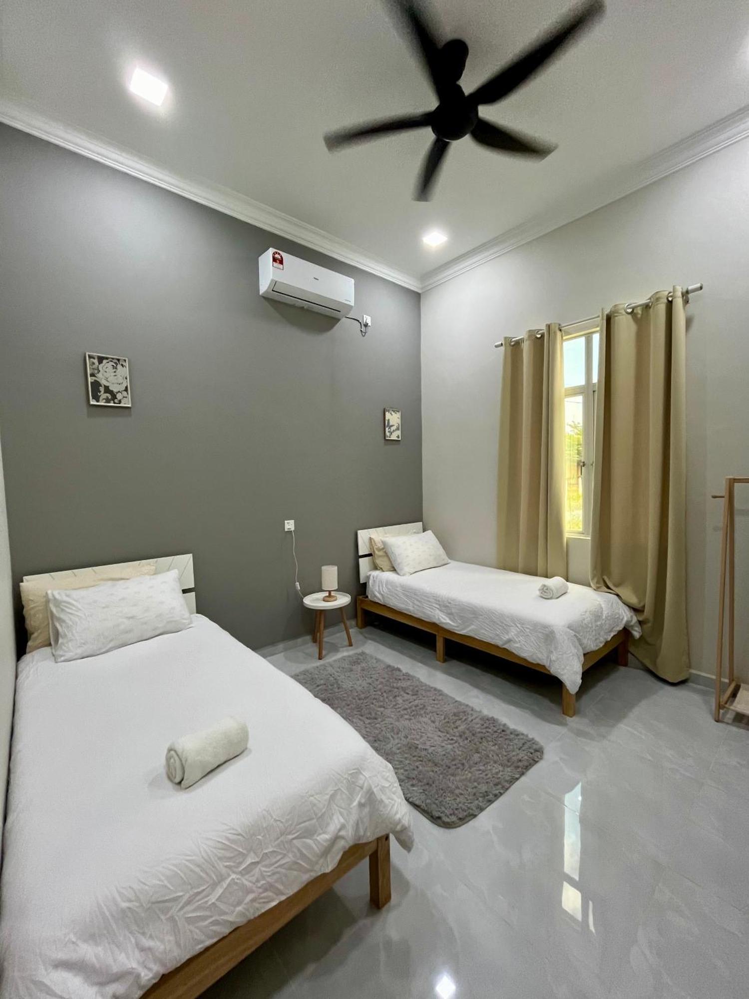 The Broms Villa كُوالا تيرينغانو المظهر الخارجي الصورة